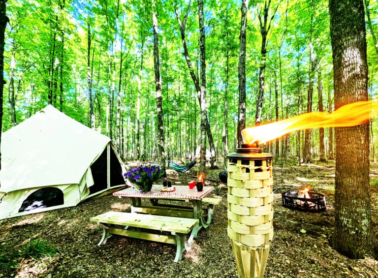 #6 – 1950s Canadian Northwoods Luxury Tent (Includes Resort Amenities)